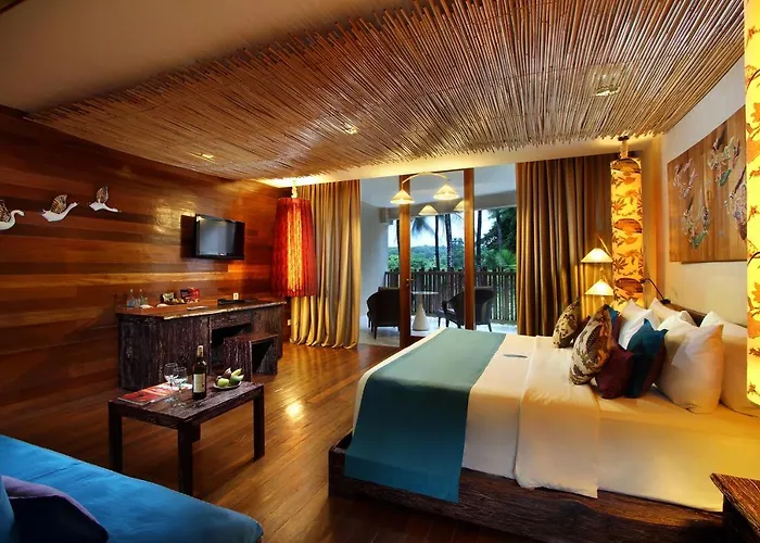 Kupu Kupu Club & 4*