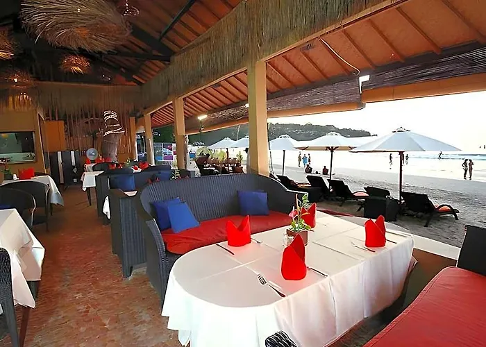 Kupu Kupu Club & ホテル 4*