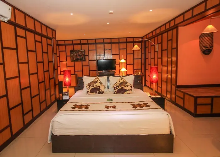 Kupu Kupu Club & 4*